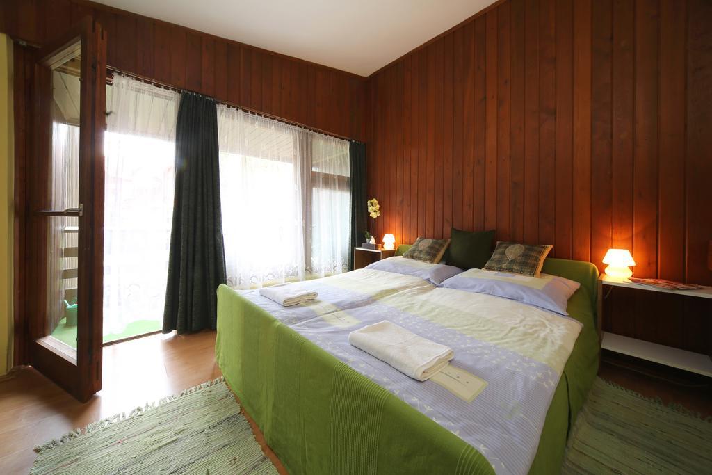 Hotel Melis Balatonlelle Exteriör bild